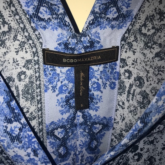 BCBG, NWOT, Blue patterned romper. - Picture 3 of 4